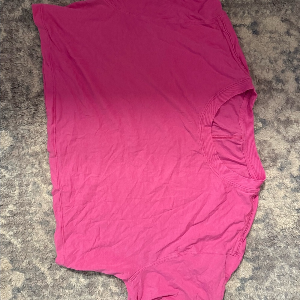 lululemon athletica Cropped Fuchsia Short Sleeve Top